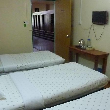 7 Hung Hung Inn Kota Kinabalu Eksteriør bilde